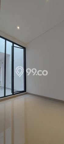 Rumah Mewah Dijual LT 102m2 di Kelapa Gading, Jakarta Utara Rumah Mewah Dijual LT 102m2 di Kelapa Gading, Jakarta Utara