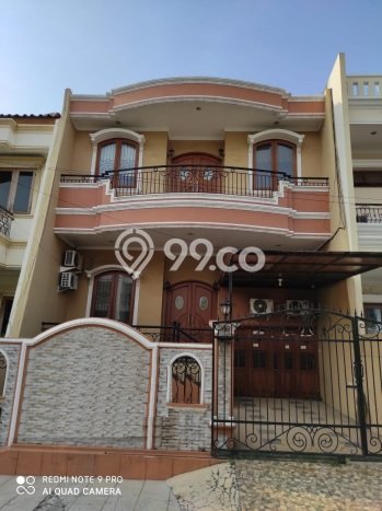 FEATURED! Rumah Nyaman di Kelapa Gading, Luas 136m² Bangunan 192m² FEATURED! Rumah Nyaman di Kelapa Gading, Luas 136m² Bangunan 192m²