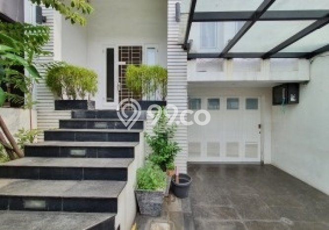HARGA SPESIAL! Rumah di Kelapa Gading, Jakarta Utara, LT 96m² LB 209m² HARGA NEGO! HARGA SPESIAL! Rumah di Kelapa Gading, Jakarta Utara, LT 96m² LB 209m² HARGA NEGO!