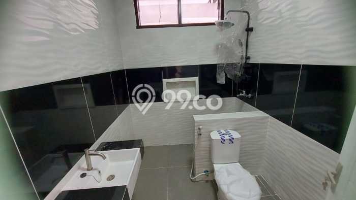 Rumah 4 KT 3 KM di Area Kelapa Gading, Jakarta Utara Rumah 4 KT 3 KM di Area Kelapa Gading, Jakarta Utara