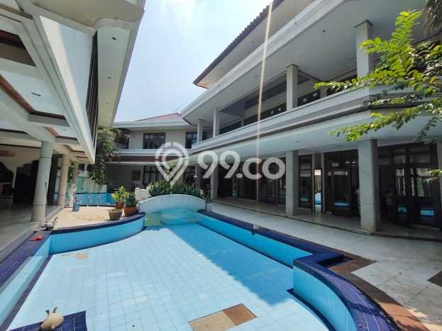 Rumah Mewah Siap Huni LT 2062m2 di Kelapa Gading, Jakarta Utara Rumah Mewah Siap Huni LT 2062m2 di Kelapa Gading, Jakarta Utara
