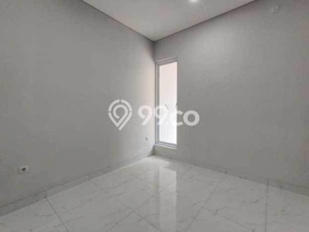 Rumah 3 KT 3 KM LT 90m², LB 120m² di Kelapa Gading, Jakarta Utara Rumah 3 KT 3 KM LT 90m², LB 120m² di Kelapa Gading, Jakarta Utara
