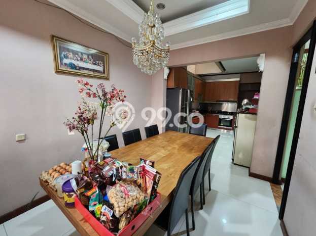Hunian Eksklusif Siap Huni LT 180m2 di Kelapa Gading, Jakarta Utara Hunian Eksklusif Siap Huni LT 180m2 di Kelapa Gading, Jakarta Utara