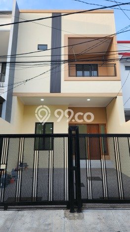Siap Huni Rumah Mewah 5 Kamar di Kelapa Gading Dekat ke Mana Pun Siap Huni Rumah Mewah 5 Kamar di Kelapa Gading Dekat ke Mana Pun