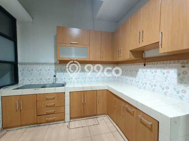 For Sale Rumah 3 Kamar Lokasi Ideal Bagus dan Strategis di Kelapa Gading For Sale Rumah 3 Kamar Lokasi Ideal Bagus dan Strategis di Kelapa Gading