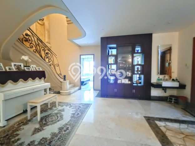 Rumah Eksklusif Dijual LT 220m2 di Kelapa Gading, Jakarta Utara Rumah Eksklusif Dijual LT 220m2 di Kelapa Gading, Jakarta Utara