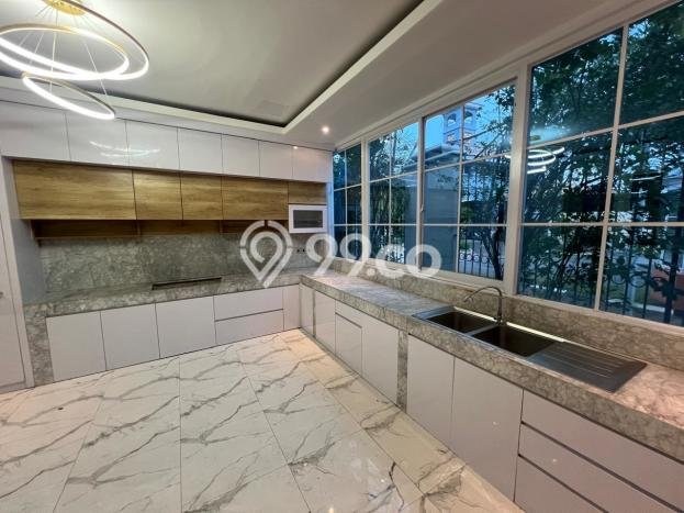 Hot Offer Hunian Mewah Ideal dan Luas di Kelapa Gading, Jakarta Utara Hot Offer Hunian Mewah Ideal dan Luas di Kelapa Gading, Jakarta Utara