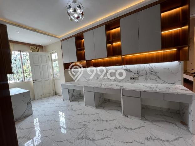 Hot Offer Hunian Mewah Ideal dan Luas di Kelapa Gading, Jakarta Utara Hot Offer Hunian Mewah Ideal dan Luas di Kelapa Gading, Jakarta Utara