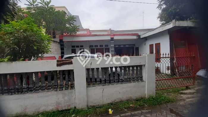 Jual Rumah Favorit Siap Huni LB 150m2 di Ciledug, Tangerang Jual Rumah Favorit Siap Huni LB 150m2 di Ciledug, Tangerang