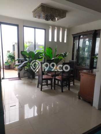 Hunian Eksklusif Siap Huni LT 250m2 di Cipayung, Jakarta Timur Hunian Eksklusif Siap Huni LT 250m2 di Cipayung, Jakarta Timur