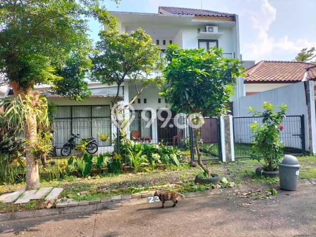 Disewakan! Rumah 3 Kamar Tidur &
3 Kamar Mandi di Sentul City, Bogor Disewakan! Rumah 3 Kamar Tidur &
3 Kamar Mandi di Sentul City, Bogor