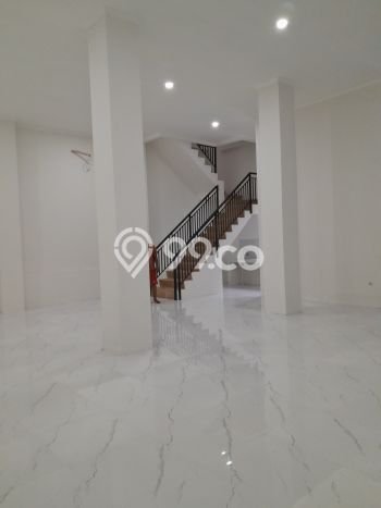 Ruko For Rent Kawasan Tajur, Luas 390m², Lokasi Premium, Siap Usaha Ruko For Rent Kawasan Tajur, Luas 390m², Lokasi Premium, Siap Usaha
