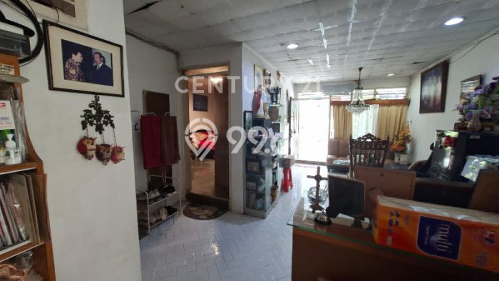 Dijual Rumah Luas Megah Dengan View Cantik di Pluit, Jakarta Utara Dijual Rumah Luas Megah Dengan View Cantik di Pluit, Jakarta Utara