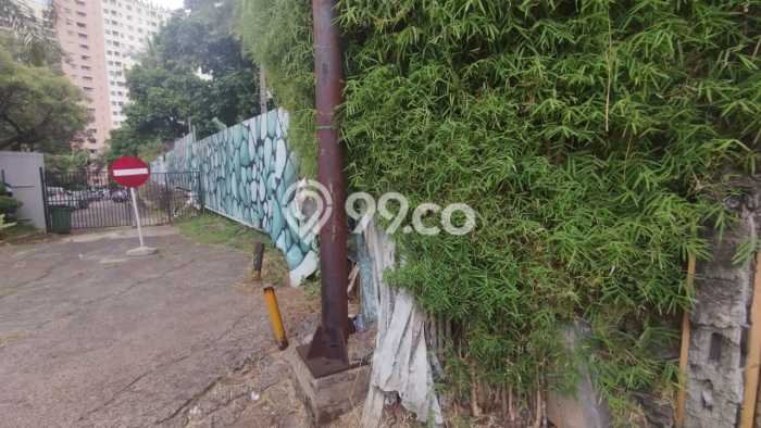 LOKASI STRATEGIS! Tanah di Kebagusan, Luas 2054m2m², Kawasan Potensial, Cocok untuk Investasi LOKASI STRATEGIS! Tanah di Kebagusan, Luas 2054m2m², Kawasan Potensial, Cocok untuk Investasi