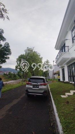 Dijual Rumah Luas Elegan Dengan View Eksklusif di Sentul City, Bogor Dijual Rumah Luas Elegan Dengan View Eksklusif di Sentul City, Bogor