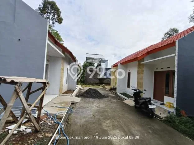 Rumah di Gunung Pati, Semarang, LT 70m² Bangunan 32m² Rumah di Gunung Pati, Semarang, LT 70m² Bangunan 32m²