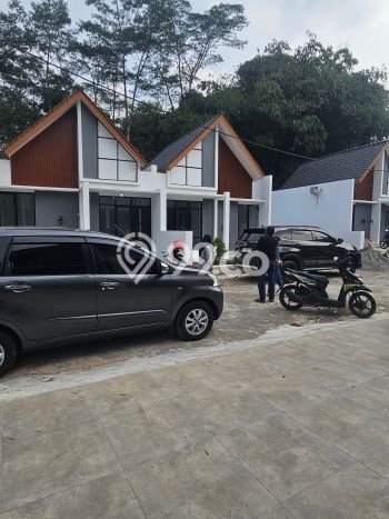 Hunian Nyaman 2 KT di Gunung Pati, Semarang - Luas Tanah 120m² Hunian Nyaman 2 KT di Gunung Pati, Semarang - Luas Tanah 120m²