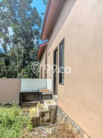 Rumah Nyaman dengan 2 Kamar Tidur dan 1 Kamar Mandi di Area Gunung Pati, Semarang Rumah Nyaman dengan 2 Kamar Tidur dan 1 Kamar Mandi di Area Gunung Pati, Semarang