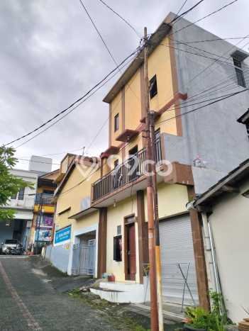 Kost untuk Dijual di Kalibanteng Punya 11 Kamar Kost untuk Dijual di Kalibanteng Punya 11 Kamar