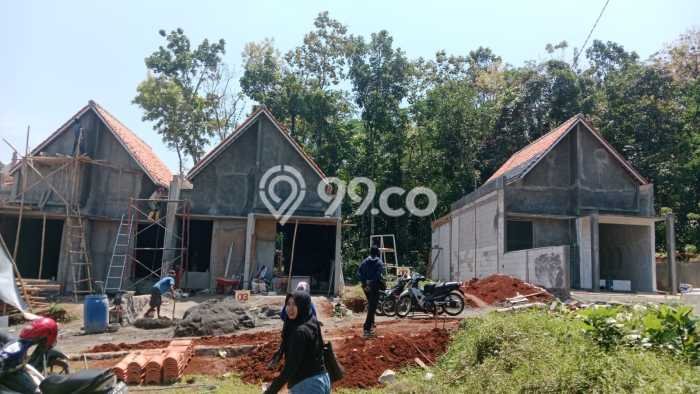 Hunian Nyaman 2 KT di Gunung Pati, Semarang - Luas Tanah 120m² Hunian Nyaman 2 KT di Gunung Pati, Semarang - Luas Tanah 120m²