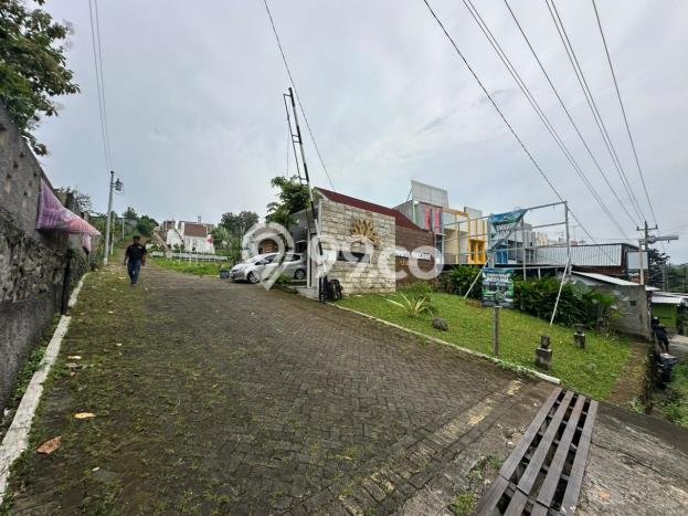 Rumah Modern Cantik 3 KT Bisa Langsung Pindah di Ngaliyan Rumah Modern Cantik 3 KT Bisa Langsung Pindah di Ngaliyan