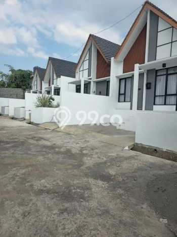 Hunian Nyaman 2 KT di Gunung Pati, Semarang - Luas Tanah 120m² Hunian Nyaman 2 KT di Gunung Pati, Semarang - Luas Tanah 120m²