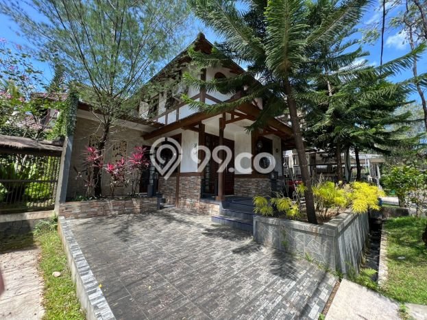 Rumah di , 3 KM, View Indah, LT 180m2m² Bangunan 200m2m² Rumah di , 3 KM, View Indah, LT 180m2m² Bangunan 200m2m²