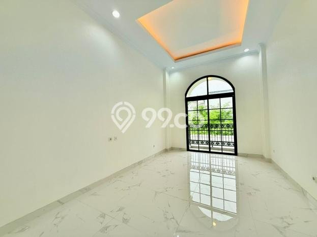 Jual Rumah Luas Elegan Dengan View Cantik di Sentul City, Bogor Jual Rumah Luas Elegan Dengan View Cantik di Sentul City, Bogor
