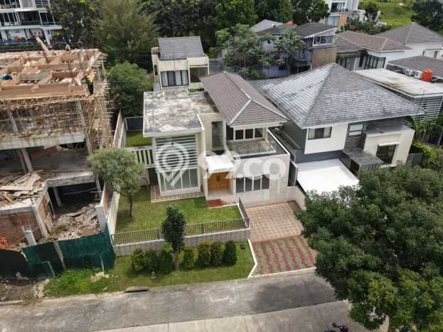 For Sale! Luxury House LT 396m2 Desain Elegan di Sentul City For Sale! Luxury House LT 396m2 Desain Elegan di Sentul City