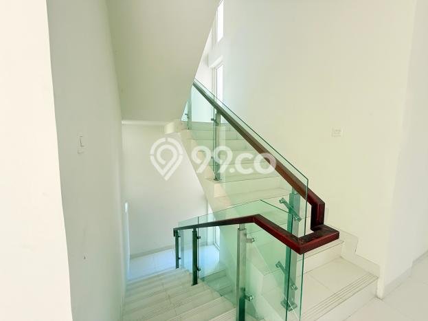 Rumah Elit Modern Siap Huni di Sentul City Bogor Rumah Elit Modern Siap Huni di Sentul City Bogor