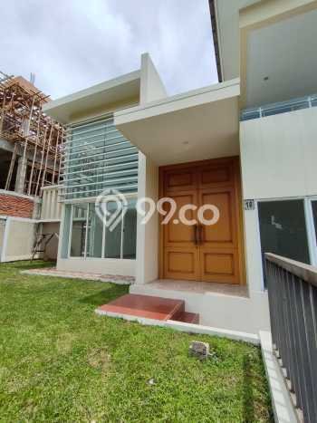 For Sale! Luxury House LT 396m2 Desain Elegan di Sentul City For Sale! Luxury House LT 396m2 Desain Elegan di Sentul City