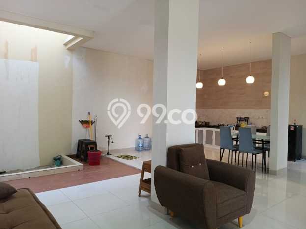 Jual Rumah Mewah Elegan Dengan View Cantik di Sentul, Bogor Jual Rumah Mewah Elegan Dengan View Cantik di Sentul, Bogor