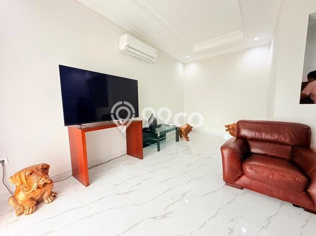 Rumah Mewah LB 250m2 Siap Pakai Desain Elegan di Sentul City, Bogor Rumah Mewah LB 250m2 Siap Pakai Desain Elegan di Sentul City, Bogor