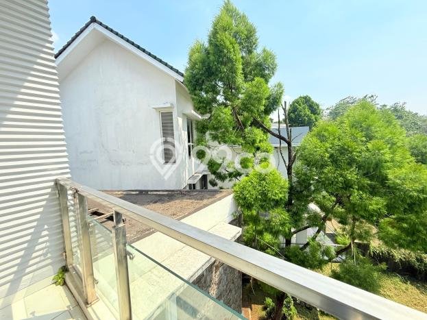 Rumah Luxury Modern Siap Huni di Sentul City Bogor Rumah Luxury Modern Siap Huni di Sentul City Bogor