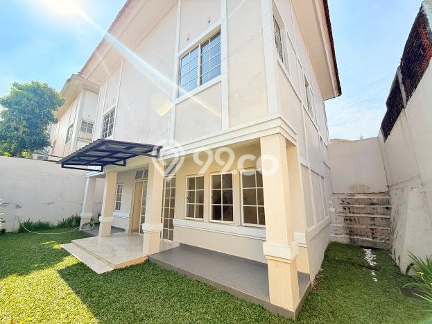 Rumah Luxury Modern Siap Huni di Sentul City Bogor Rumah Luxury Modern Siap Huni di Sentul City Bogor