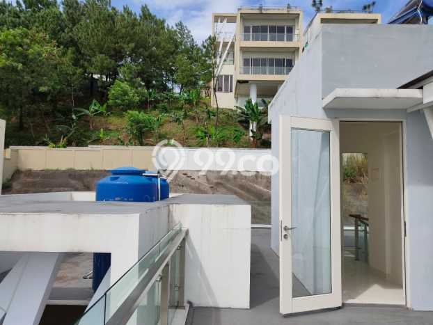 Dijual Rumah Mewah Elegan Dengan View Eksklusif di Sentul City, Bogor Dijual Rumah Mewah Elegan Dengan View Eksklusif di Sentul City, Bogor