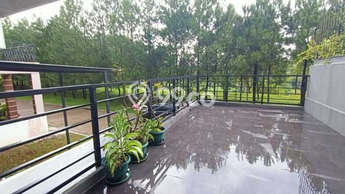 Jual Rumah Luas Elegan Dengan View Cantik di Sentul City, Bogor Jual Rumah Luas Elegan Dengan View Cantik di Sentul City, Bogor