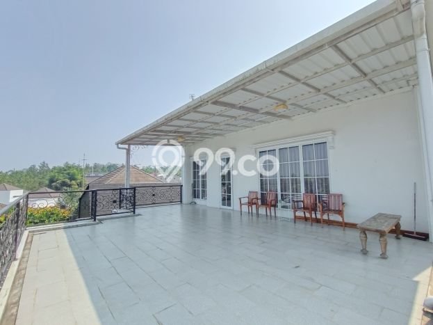 Jual Rumah Luas Elegan Dengan View Eksklusif di Sentul City, Bogor Jual Rumah Luas Elegan Dengan View Eksklusif di Sentul City, Bogor