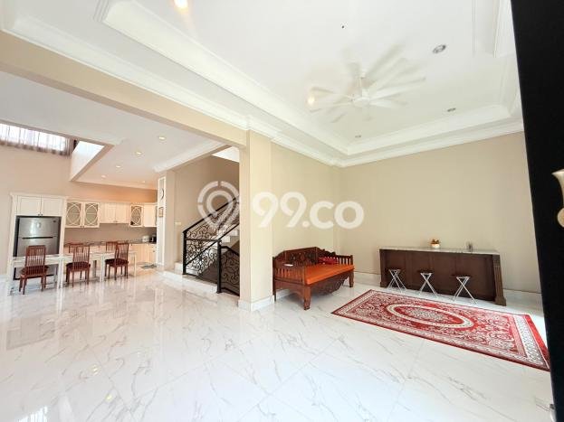 Rumah Elit Modern Tanpa Renovasi di Sentul City Bogor Rumah Elit Modern Tanpa Renovasi di Sentul City Bogor