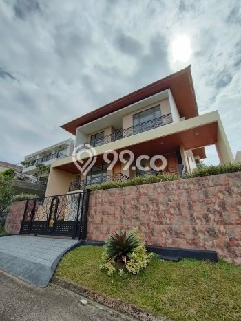 Dijual Rumah Luas Megah Dengan View Eksklusif di Sentul City, Bogor Dijual Rumah Luas Megah Dengan View Eksklusif di Sentul City, Bogor