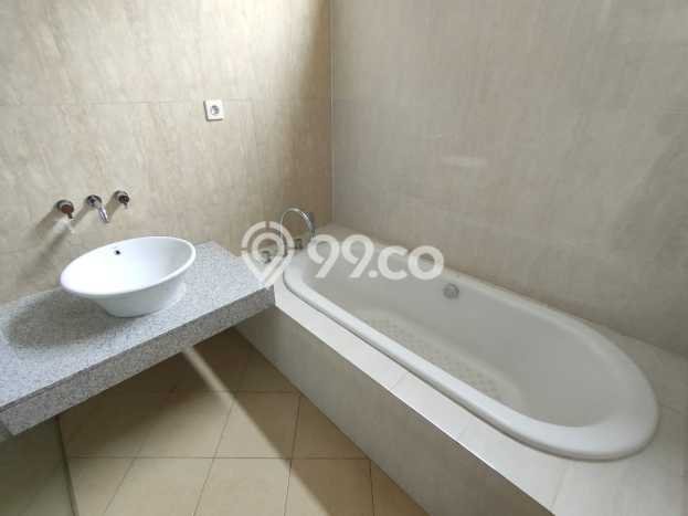 For Sale! Luxury House LT 396m2 Desain Elegan di Sentul City For Sale! Luxury House LT 396m2 Desain Elegan di Sentul City