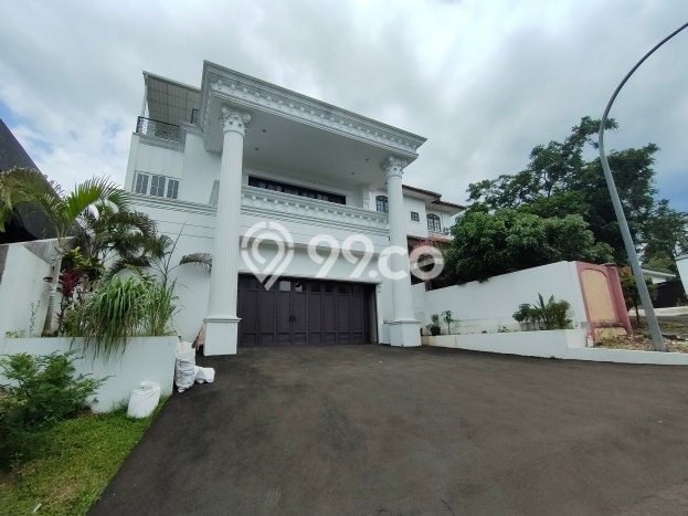 Jual Rumah Luas Elegan Dengan View Eksklusif di Sentul City, Bogor Jual Rumah Luas Elegan Dengan View Eksklusif di Sentul City, Bogor