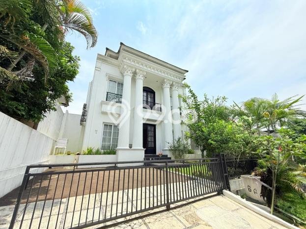 Rumah Elit Modern Tanpa Renovasi di Sentul City Bogor Rumah Elit Modern Tanpa Renovasi di Sentul City Bogor