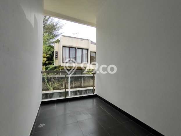 For Sale! Luxury House LT 396m2 Desain Elegan di Sentul City For Sale! Luxury House LT 396m2 Desain Elegan di Sentul City
