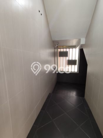 Ready to Use! Premium House LT 396m2 Desain Elegan di Sentul City Ready to Use! Premium House LT 396m2 Desain Elegan di Sentul City