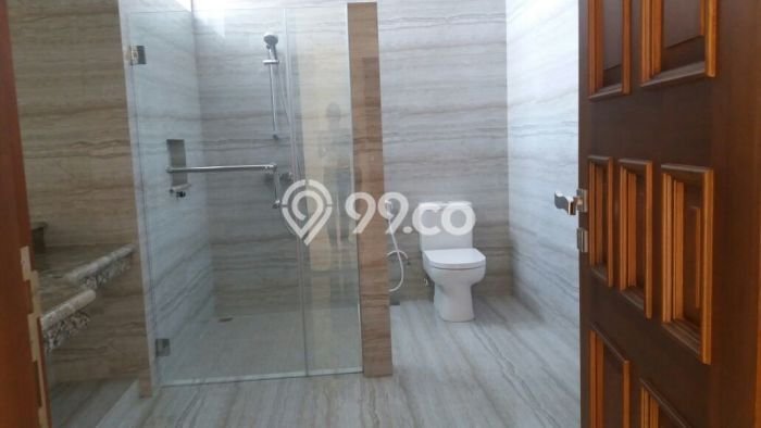 Jual Rumah Luas Megah Dengan View Eksklusif di Sentul City, Bogor Jual Rumah Luas Megah Dengan View Eksklusif di Sentul City, Bogor