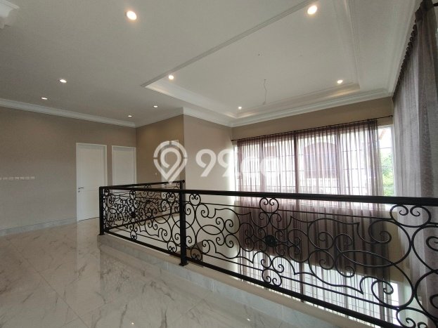Jual Rumah Luas Elegan Dengan View Eksklusif di Sentul City, Bogor Jual Rumah Luas Elegan Dengan View Eksklusif di Sentul City, Bogor