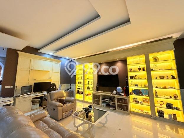 Jual Rumah Luas Elegan Dengan View Eksklusif di Sentul City, Bogor Jual Rumah Luas Elegan Dengan View Eksklusif di Sentul City, Bogor