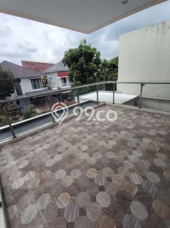 Rumah Elit Modern Tanpa Renovasi di Sentul City Bogor Rumah Elit Modern Tanpa Renovasi di Sentul City Bogor
