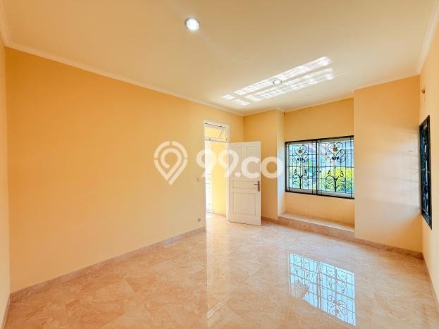 Rumah Luxury Modern Siap Huni di Sentul City Bogor Rumah Luxury Modern Siap Huni di Sentul City Bogor